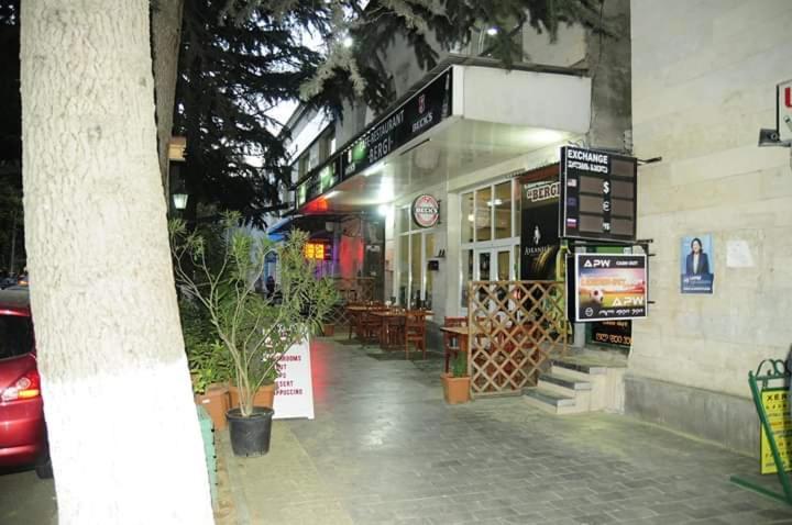 Tamarioni Hotell Borjomi Exteriör bild